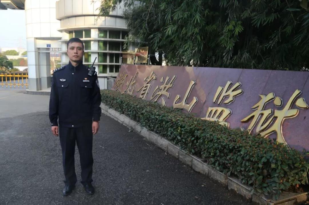 警察园地 警察文化   2月28日早上,长江云记者来到湖北省洪山监狱