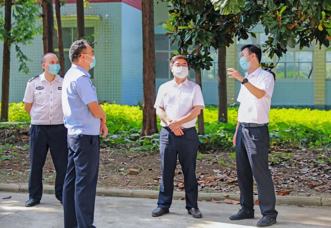 贾石松局长到襄南,襄北,襄阳监狱调研指导工作 -湖北省监狱管理局